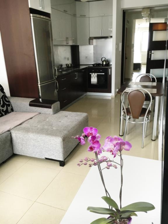 Апартаменты Apartament Antoniukowska 60 Белосток Экстерьер фото